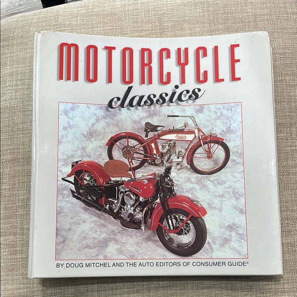 Auto Editor Other - Harley Davidson Motorcycle Classics Book - Red and Black Cover